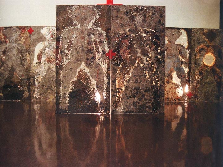 1994年，日本福岡美術館“第四屆亞洲美術展”，作品《盛世太平》。

