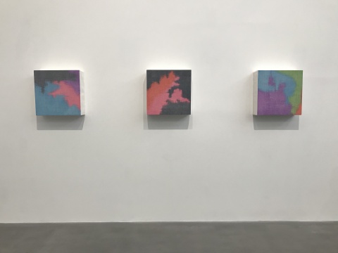 曹雨麥勒首展,我有水蛇腰,還有大長腿 曹雨麥勒首展,我有水蛇腰,還有大長腿