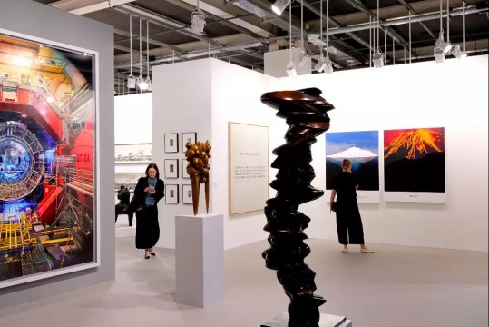 Marian Goodman畫廊展位,圖片來源:Art Basel官網
Marian Goodman畫廊展位,圖片來源:Art Basel官網