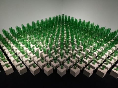 單行道畫廊“自然醒”陳浩洋個展
陳浩洋向往“自然醒”這樣的理想生活,展出作品中燃燒和暴力的元素也使“自然醒”的愿望成為一種覺悟和反思。
單行道畫廊“自然醒”陳浩洋個展
陳浩洋向往“自然醒”這樣的理想生活,展出作品中燃燒和暴力的元素也使“自然醒”的愿望成為一種覺悟和反思。