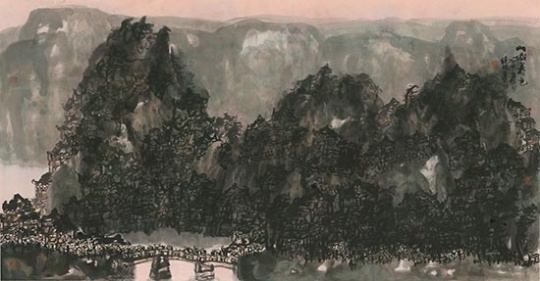 任建國 山城暮色 123×234cm 紙本設色 2016
任建國 山城暮色 123×234cm 紙本設色 2016