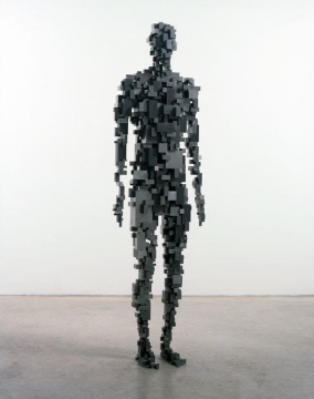 安東尼·葛姆雷《升華Ⅲ》
194x55x32cm 可變軟鋼塊 2004
?藝術(shù)家
安東尼·葛姆雷《升華Ⅲ》
194x55x32cm 可變軟鋼塊 2004
?藝術(shù)家
