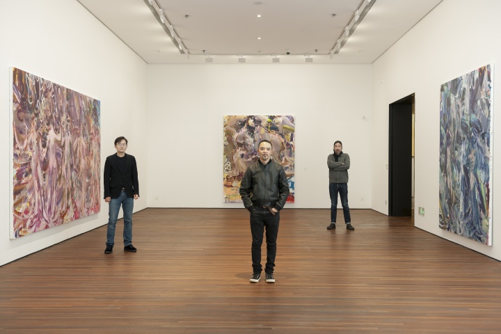 左起:谷公館畫廊創始人谷浩宇、藝術家韋嘉、策展人鮑棟
攝影:董林
左起:谷公館畫廊創始人谷浩宇、藝術家韋嘉、策展人鮑棟
攝影:董林