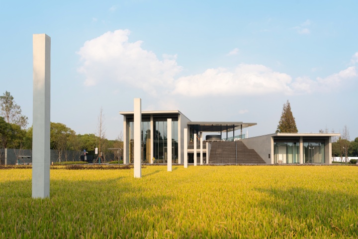 嘉源海美術(shù)館場(chǎng)館全景
嘉源海美術(shù)館場(chǎng)館全景