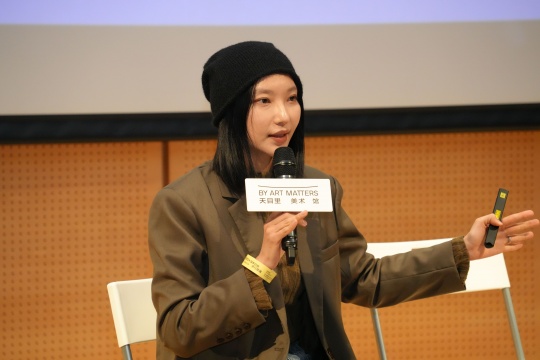 藝術家費亦寧女士,圖注:圖片由上海多倫現代美術館提供,攝影:湯岱蓉
藝術家費亦寧女士,圖注:圖片由上海多倫現代美術館提供,攝影:湯岱蓉