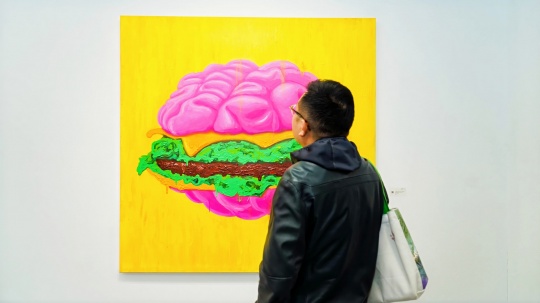 “記憶叢林—雷霆LeiLei個(gè)展”在亙畫廊正式啟幕,以多元的生物形態(tài)剖析世界的本質(zhì) “記憶叢林—雷霆LeiLei個(gè)展”在亙畫廊正式啟幕,以多元的生物形態(tài)剖析世界的本質(zhì)