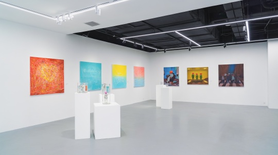 “記憶叢林—雷霆LeiLei個(gè)展”在亙畫廊正式啟幕,以多元的生物形態(tài)剖析世界的本質(zhì) “記憶叢林—雷霆LeiLei個(gè)展”在亙畫廊正式啟幕,以多元的生物形態(tài)剖析世界的本質(zhì)