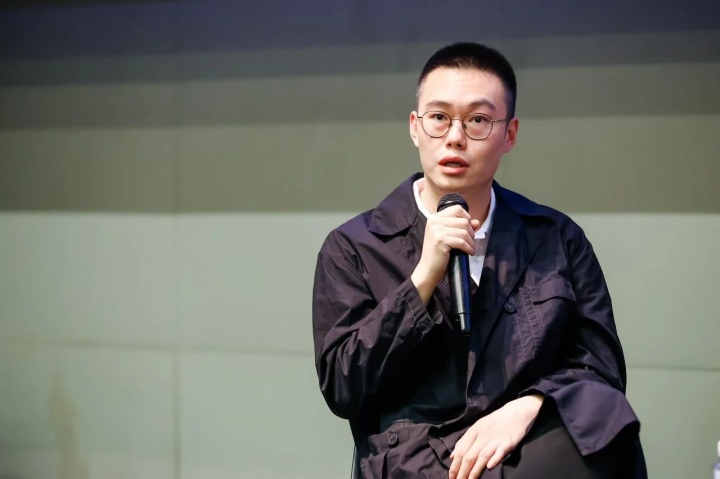 “同行者”羅旭東
“同行者”羅旭東