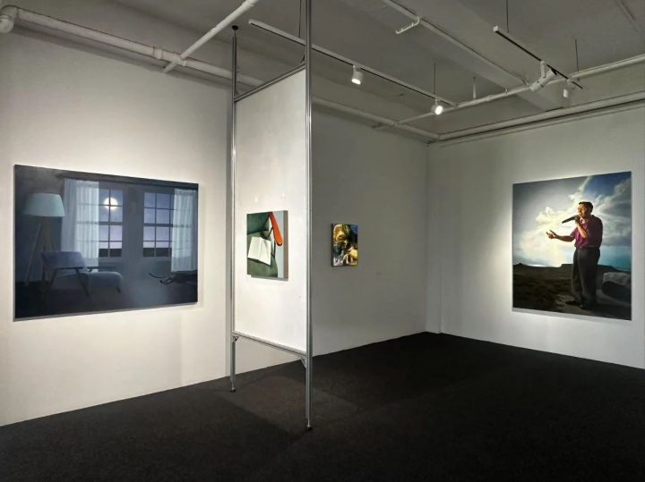 年輕藝術家群展“失律物”展覽現場
PETITREE畫廊,2025
攝影:曉晨
年輕藝術家群展“失律物”展覽現場
PETITREE畫廊,2025
攝影:曉晨