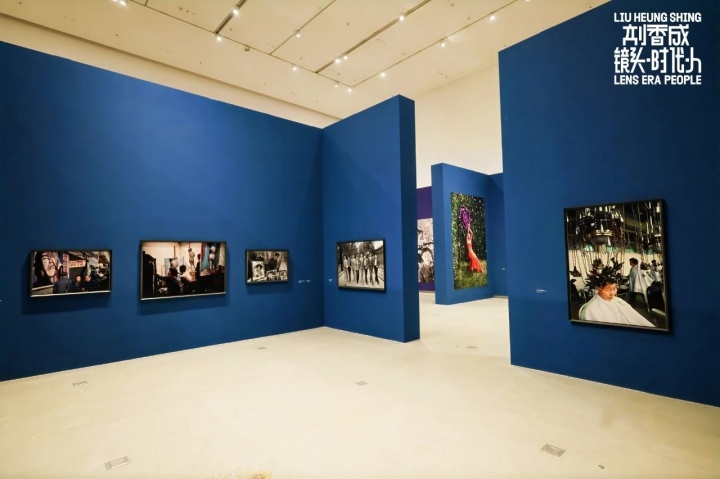 劉香成個展“鏡頭、時代、人”展覽現場
海上世界文化藝術中心,2025
劉香成個展“鏡頭、時代、人”展覽現場
海上世界文化藝術中心,2025