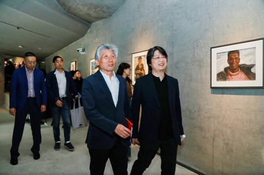 中國文聯終身成就獎得主肖峰捐贈畢生力作,杭州再添文化新地標 中國文聯終身成就獎得主肖峰捐贈畢生力作,杭州再添文化新地標