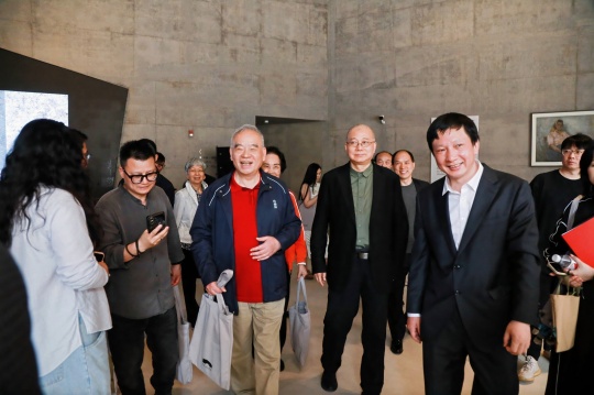 中國文聯終身成就獎得主肖峰捐贈畢生力作,杭州再添文化新地標 中國文聯終身成就獎得主肖峰捐贈畢生力作,杭州再添文化新地標
