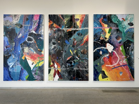 《星空之一，星空之二，星空之三》  布面油畫及綜合材料  250x150cm(3幅) 2025
