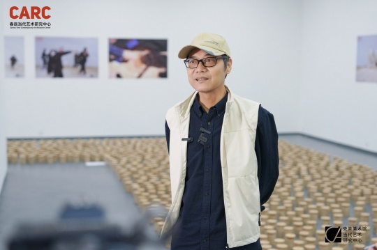 策展人王春辰
