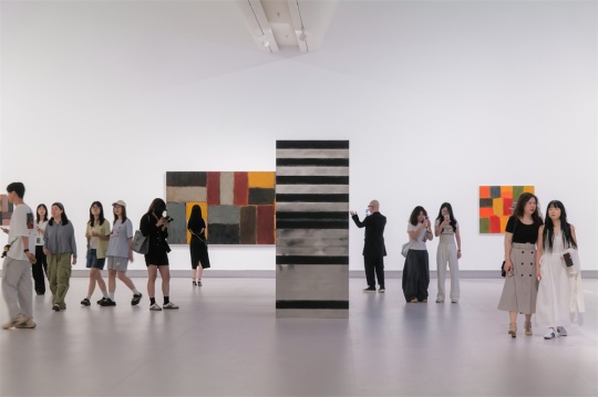 肖恩·斯庫利:四川音樂學院美術館以世界級抽象大展確立學術新坐標 肖恩·斯庫利:四川音樂學院美術館以世界級抽象大展確立學術新坐標