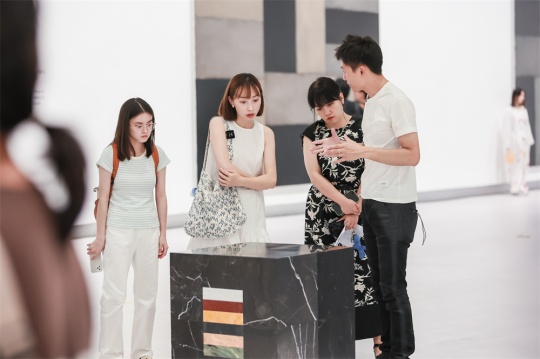 肖恩·斯庫利:四川音樂學院美術館以世界級抽象大展確立學術新坐標 肖恩·斯庫利:四川音樂學院美術館以世界級抽象大展確立學術新坐標